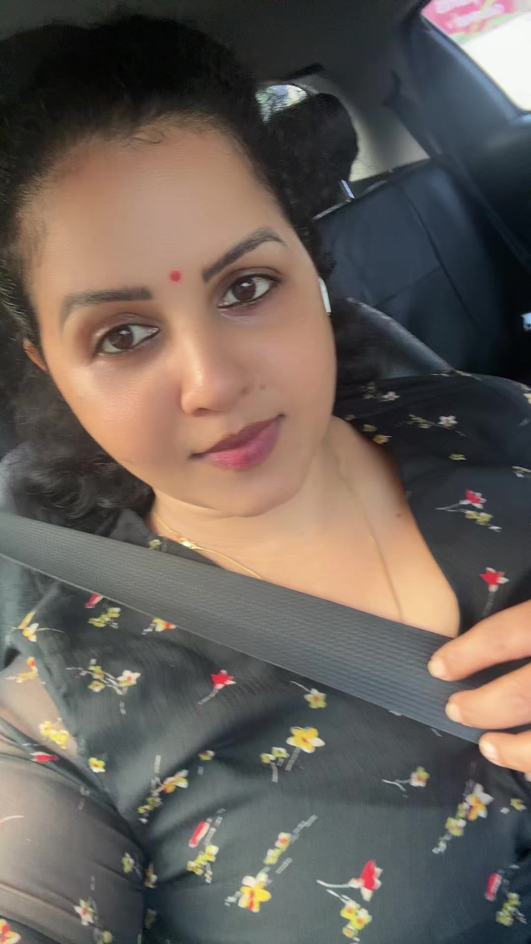 @Tharshi Priya