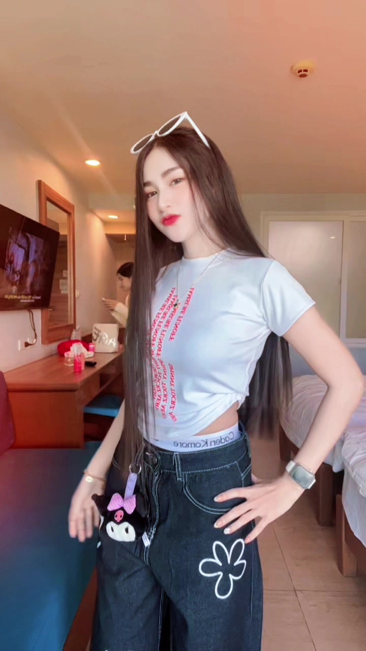 @P ɪ ᴍ M ʏ ♡︎ 🏳️🌈🎧🍒