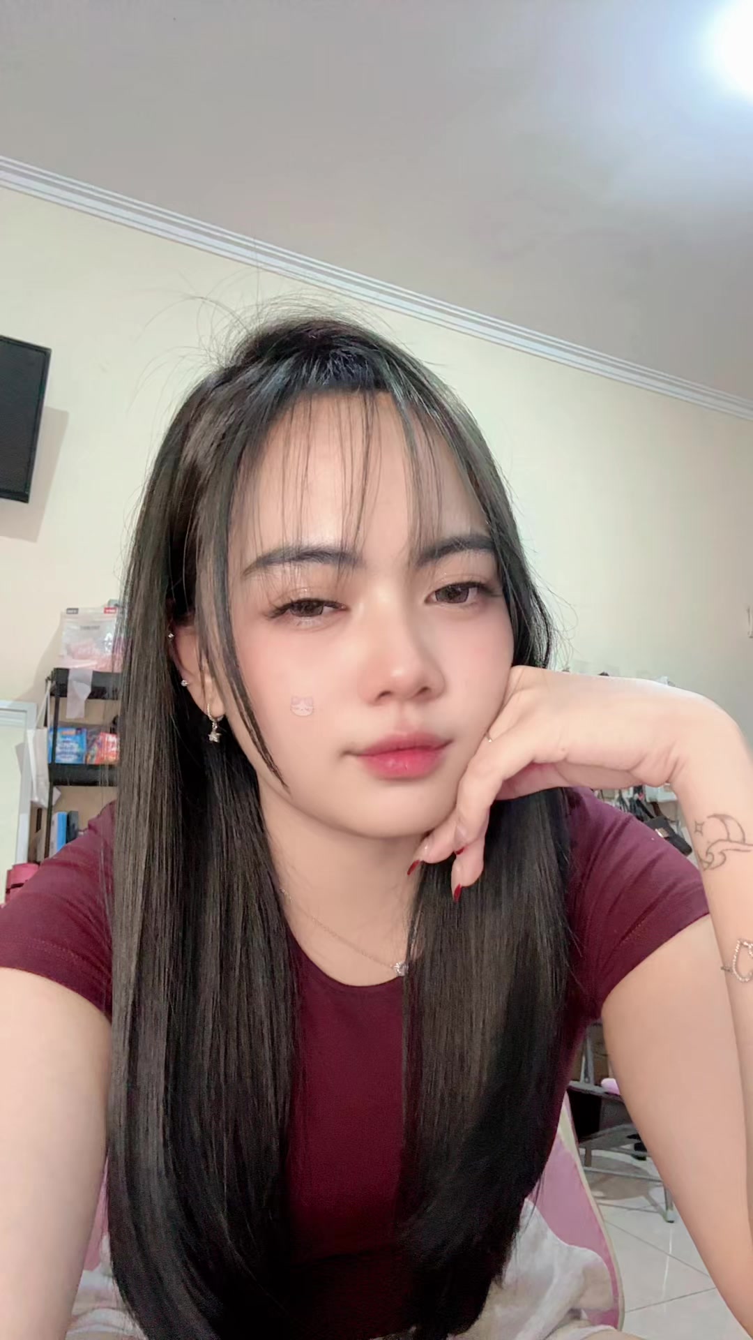 @Anya