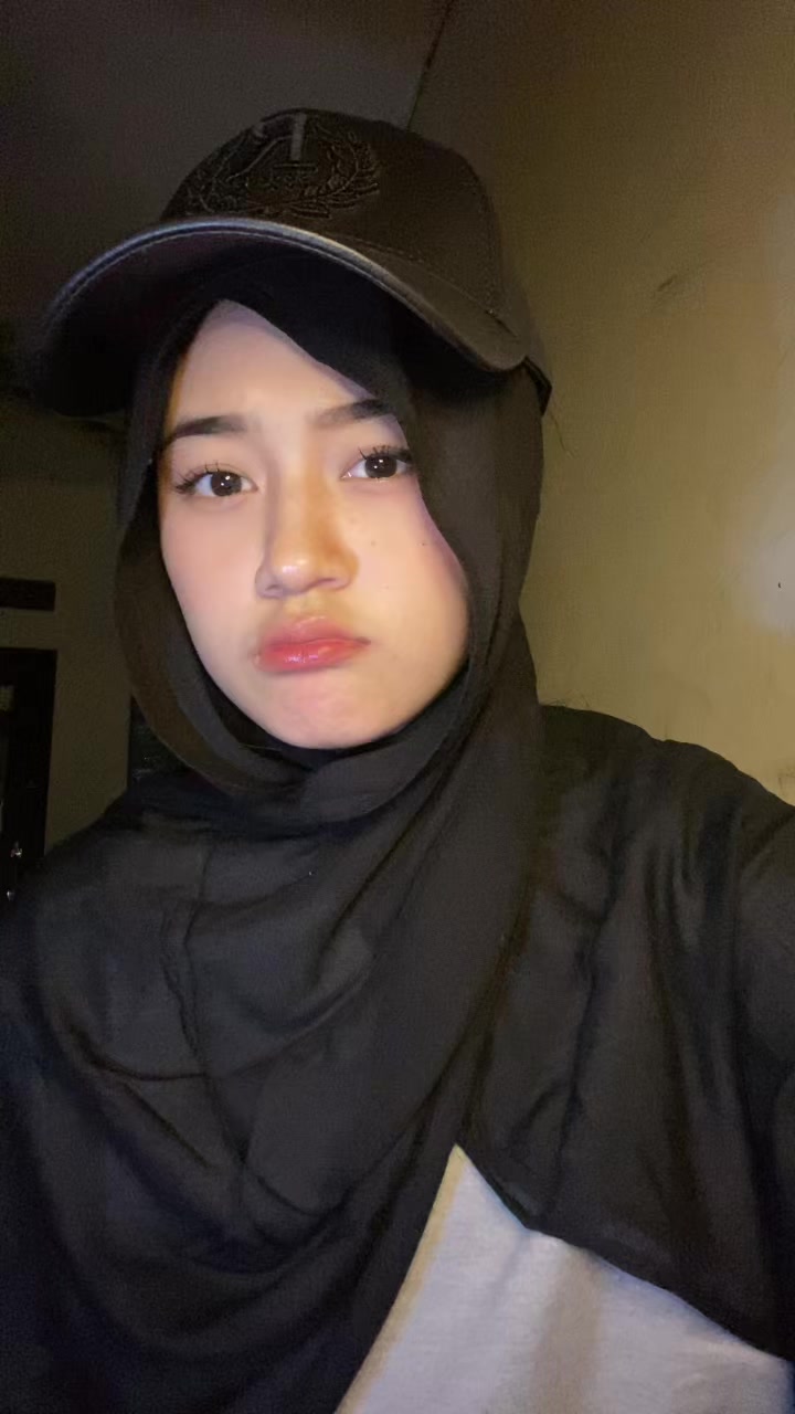 @zihaann