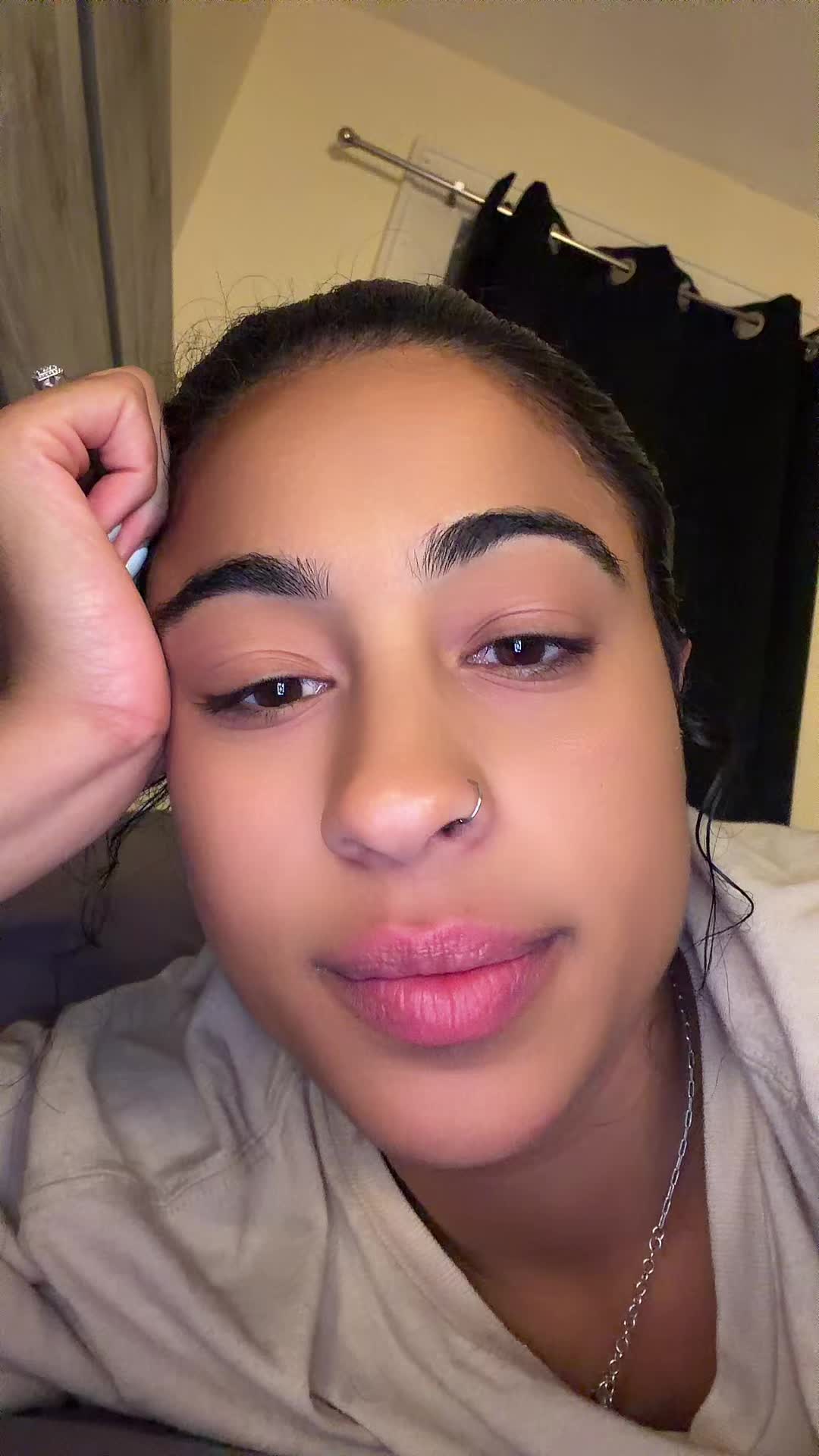 @bibelita