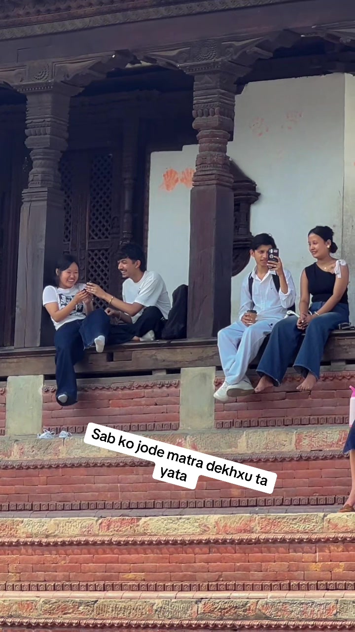 @Santos ❤️ thapa