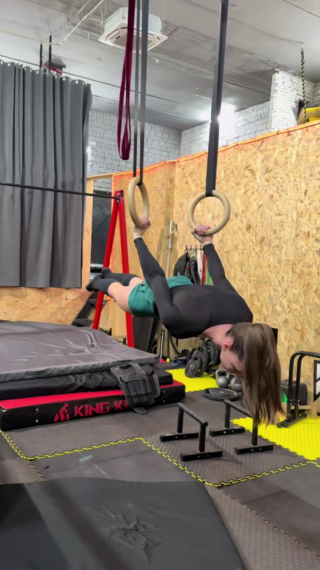 @lena.calisthenics