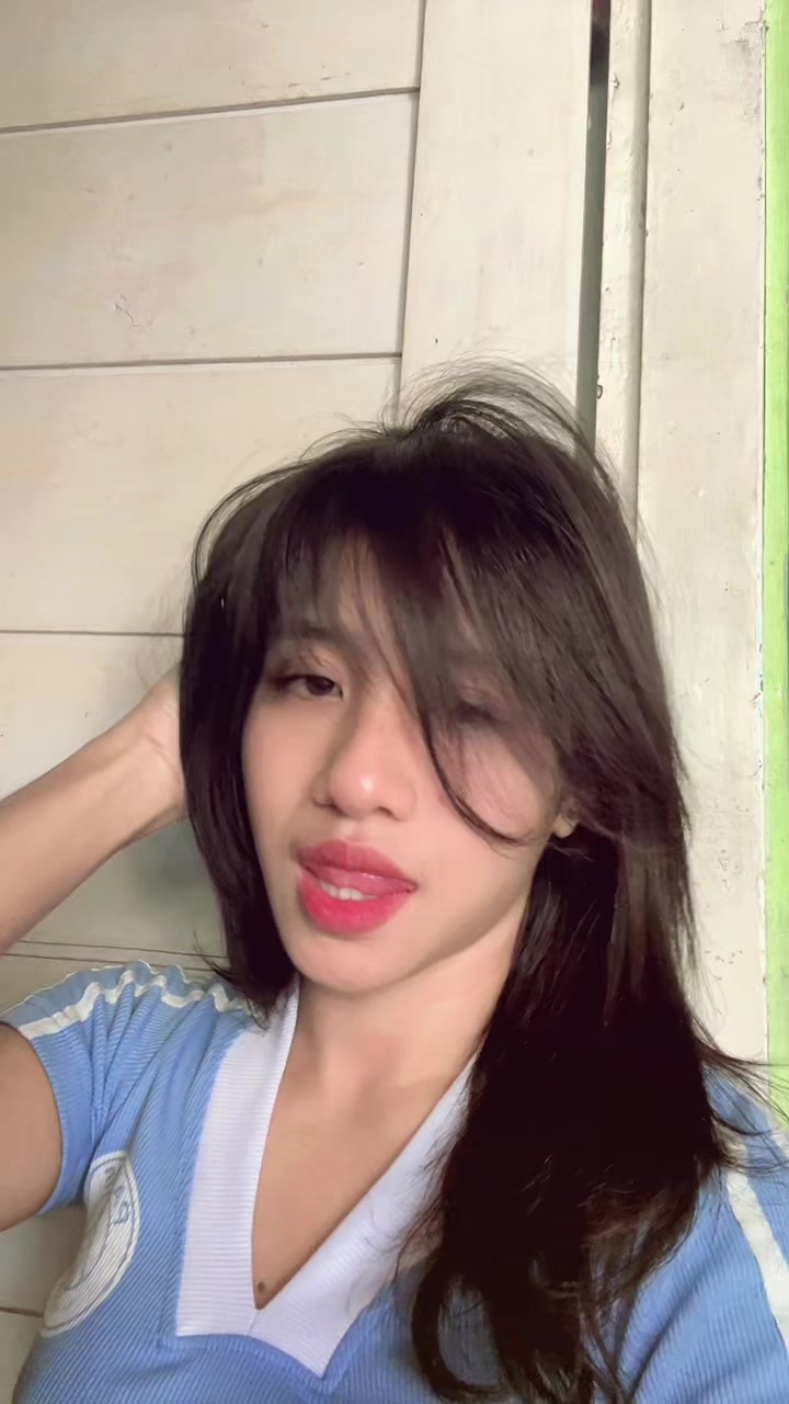 @Nona_Chyn2411