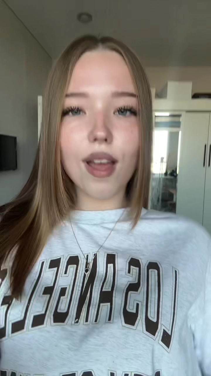 @алиська
