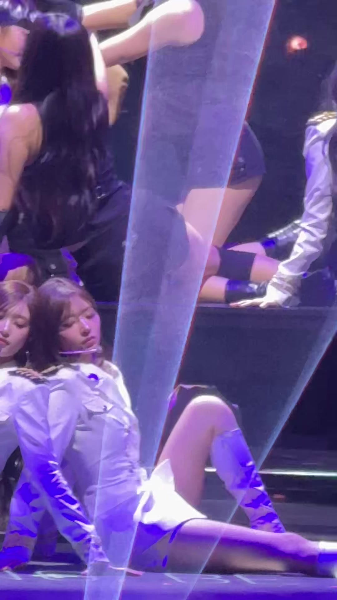 @아이브 1호팬༘˚⋆𐙚。🤍ྀི