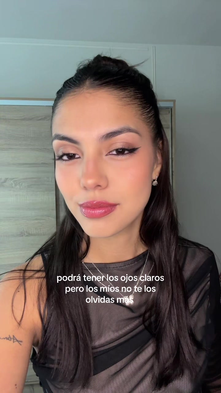 @Camila