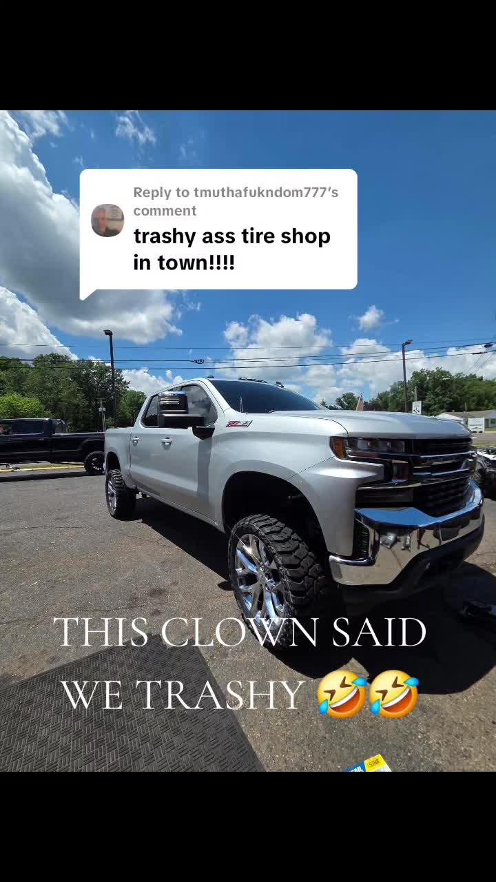 @LOUIEVSXXII