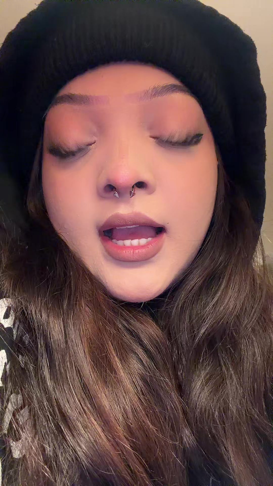 @𝒜𝓂𝑜𝓇
