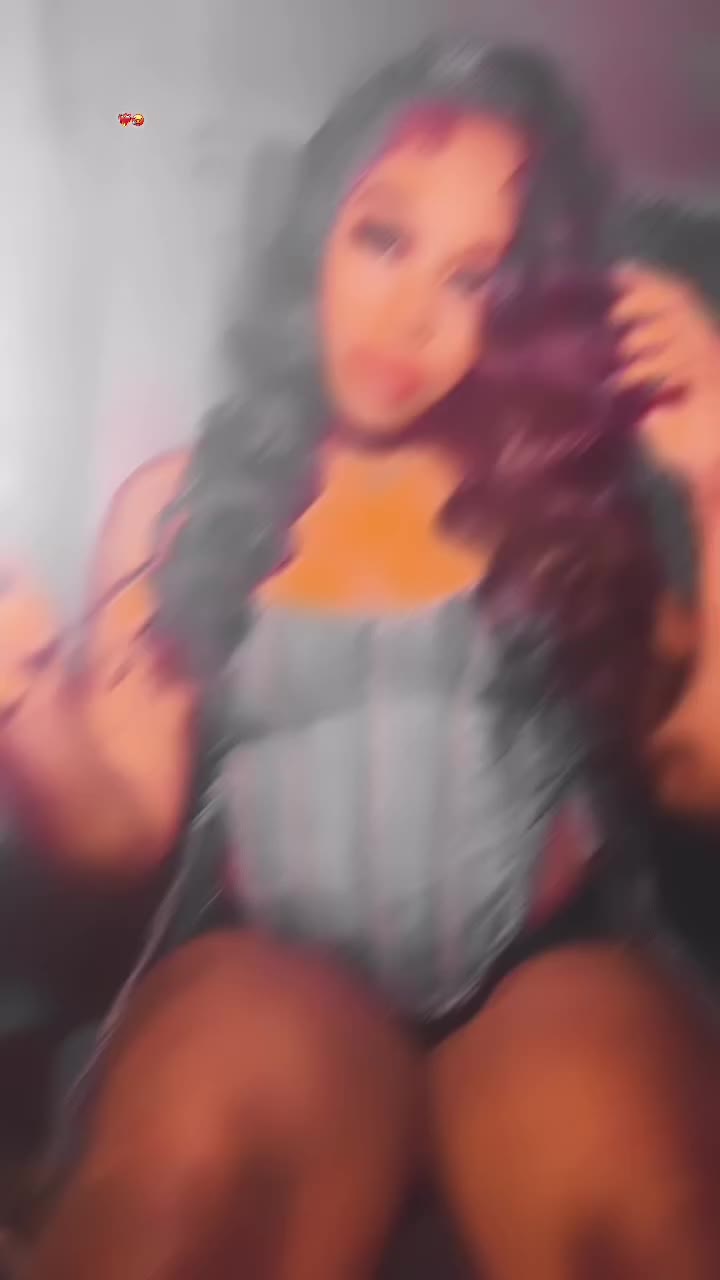 @ItgrNaomi💛