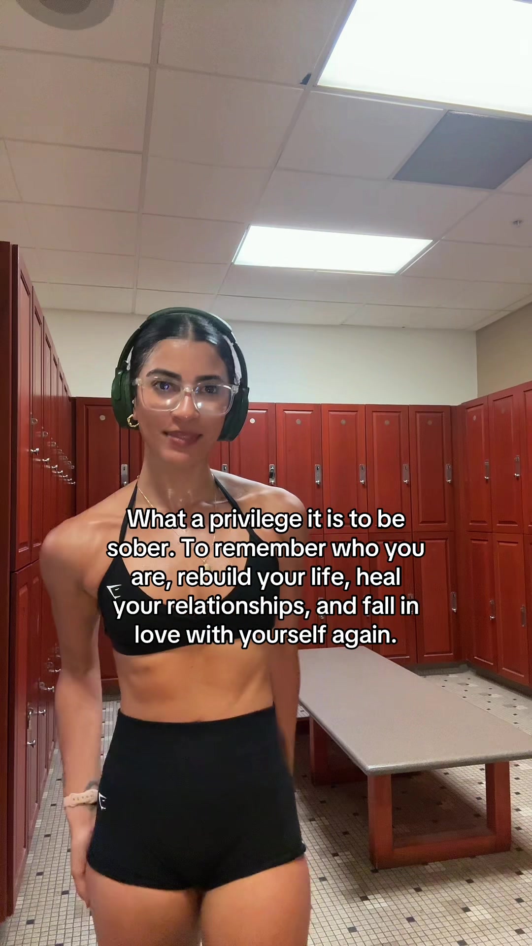 @Nikki | SOBER GYM RAT 🎧ྀི.⊹₊⋆
