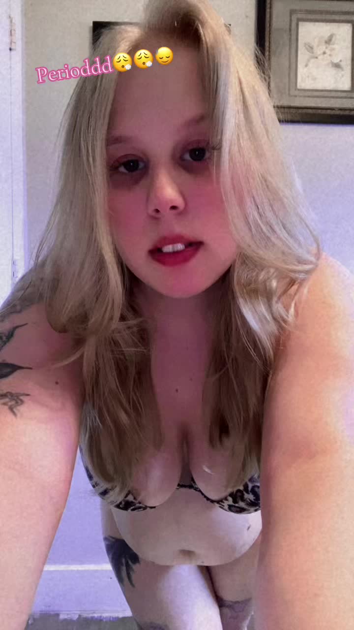 @BunnyyXoo🤍💋🐇