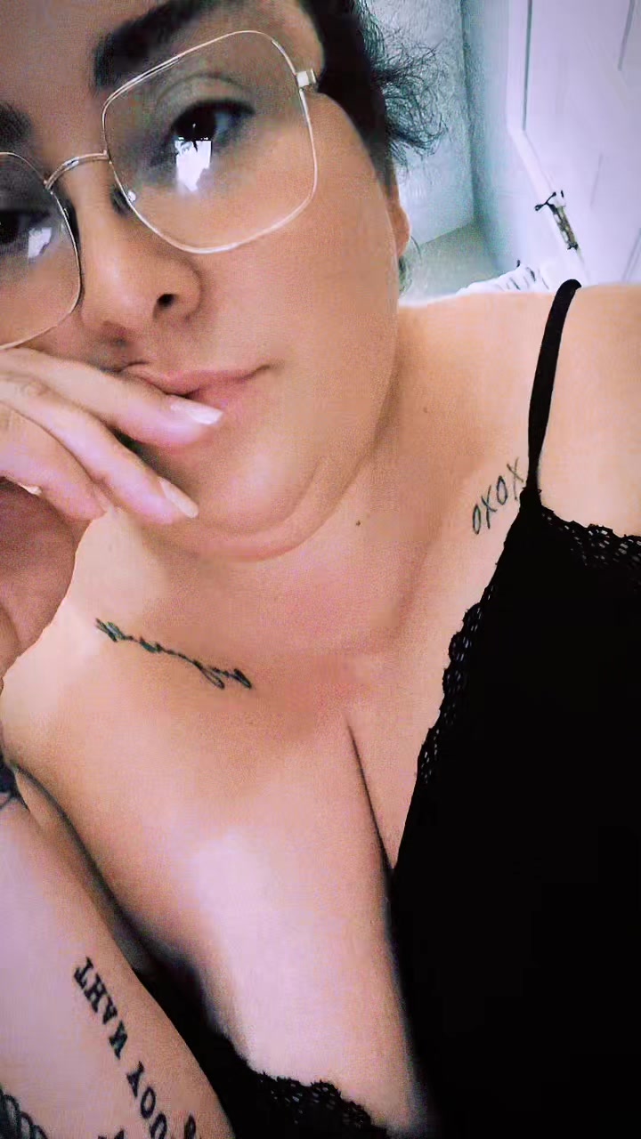 @Nikki Rae