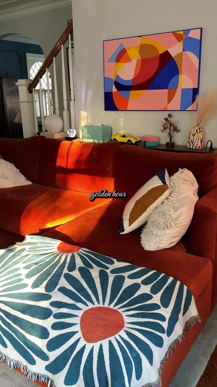 @nicole 🪩 colorful home