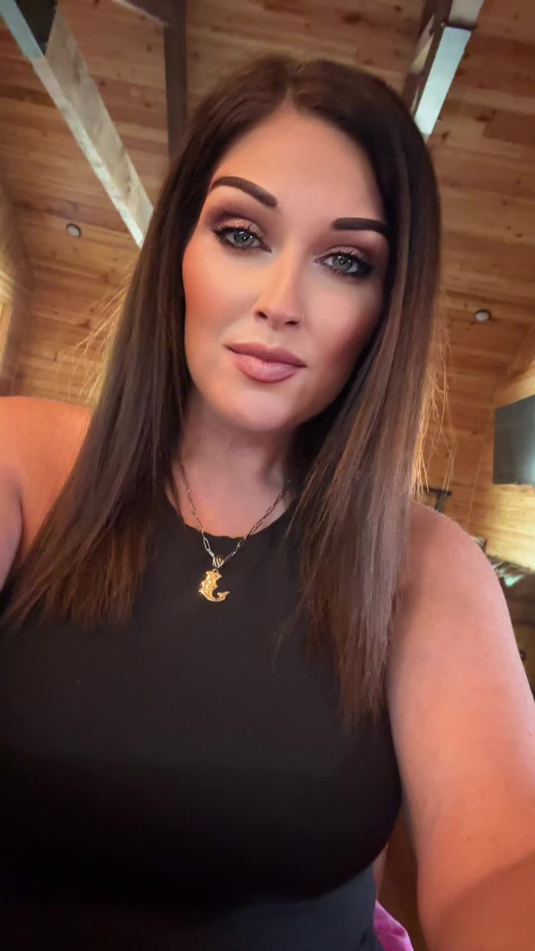@💙Miranda Rhodes💙