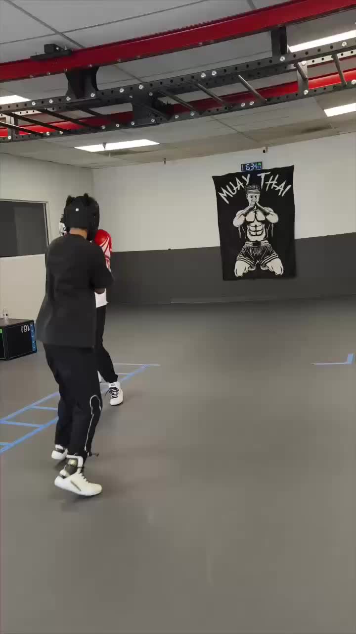 @拳击教练Edison