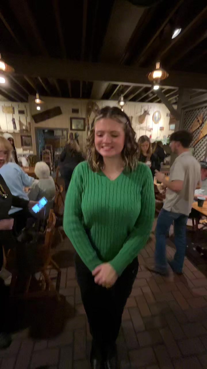 @ella🤎