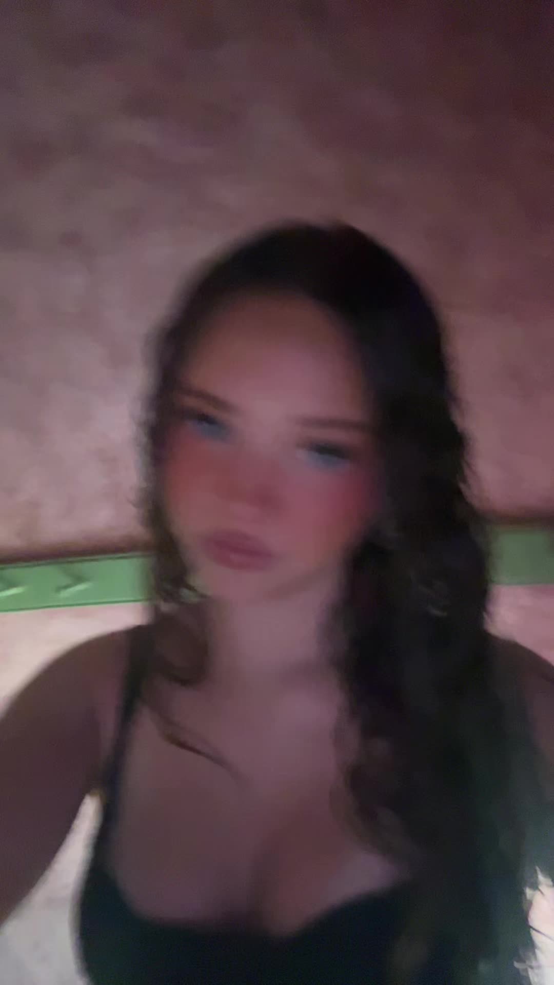 @😝