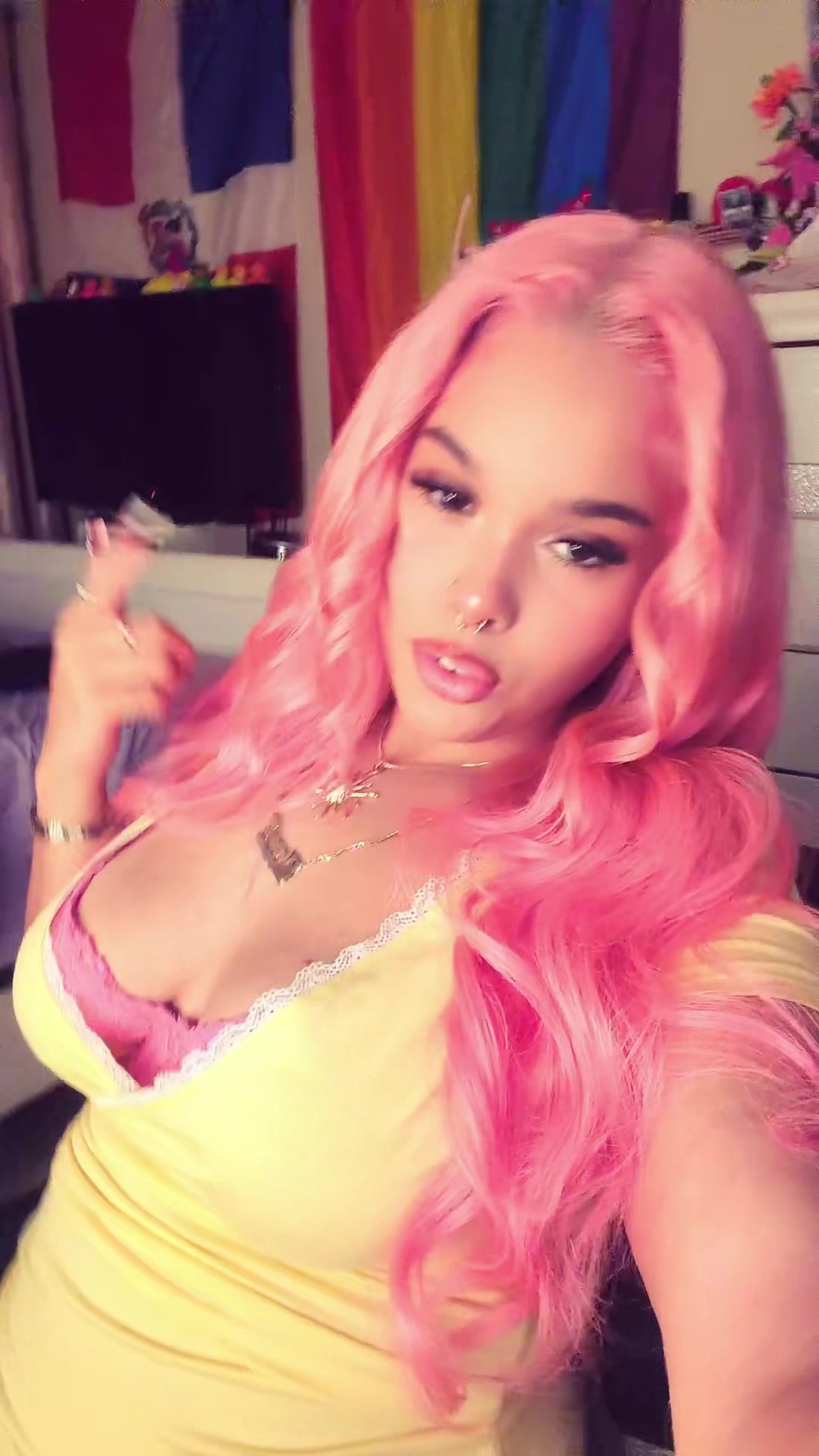 @Naomi🍒