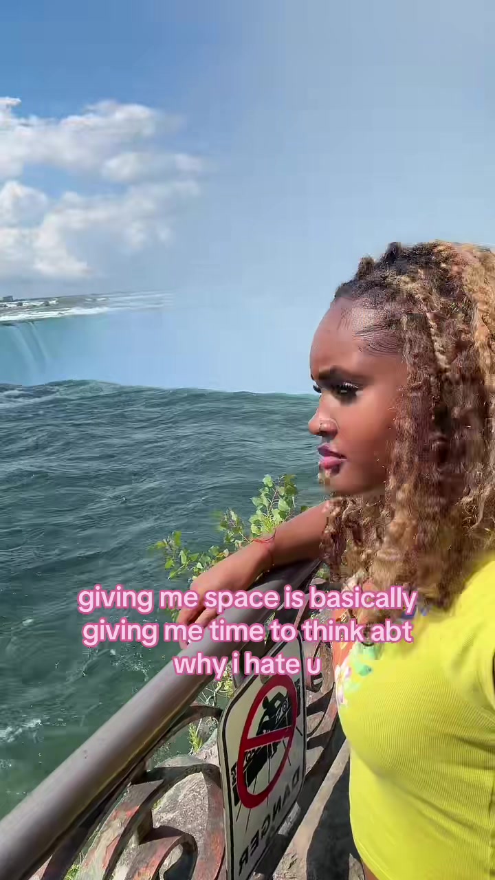 @mamikola