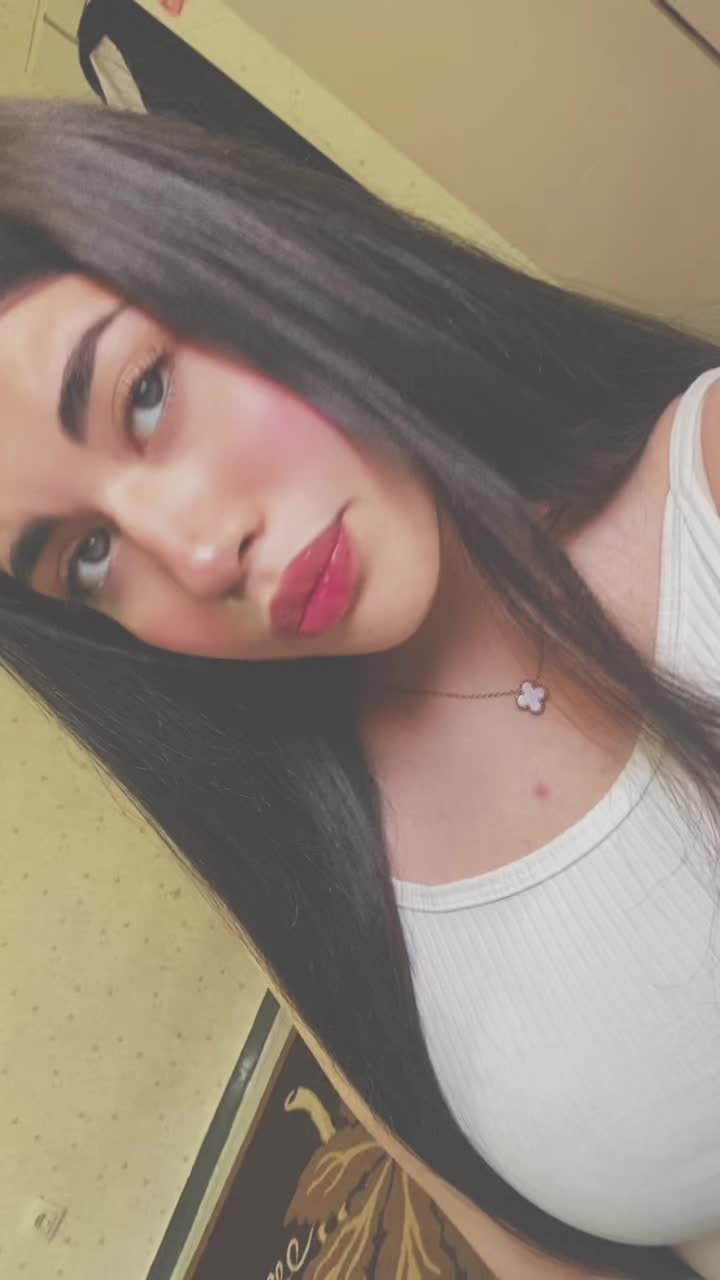 @llenawu