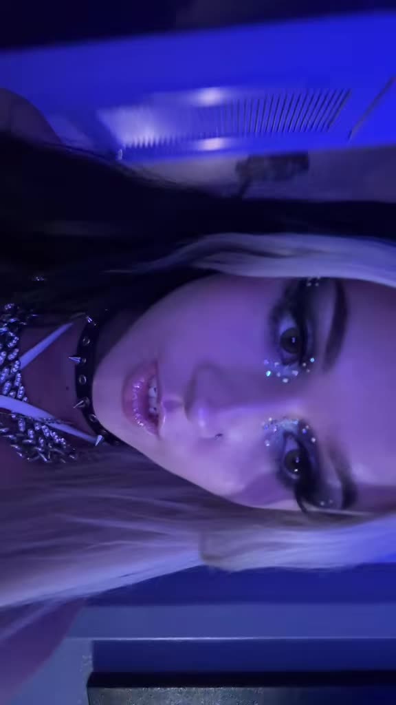 @justcharlyy_