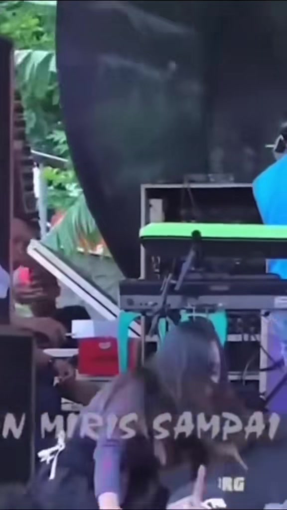 @Queballa