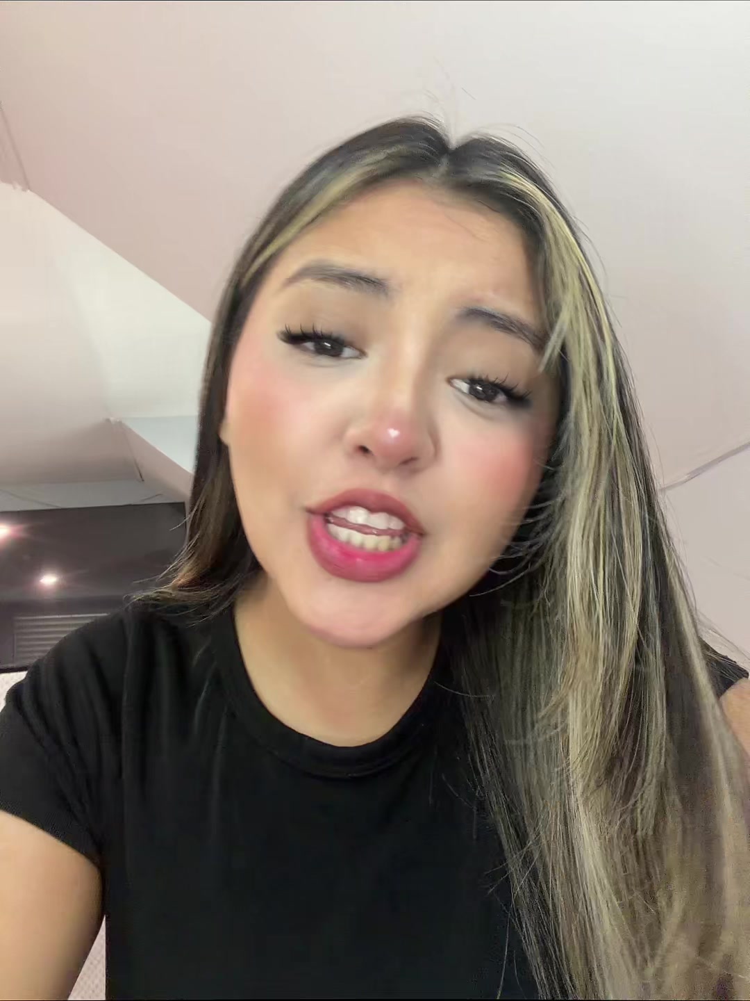 @Adi🎀