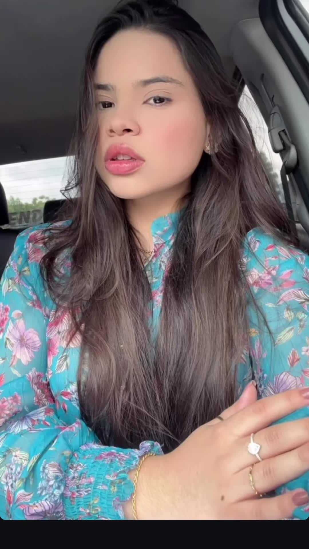 @Guynaciria Muniz Oli