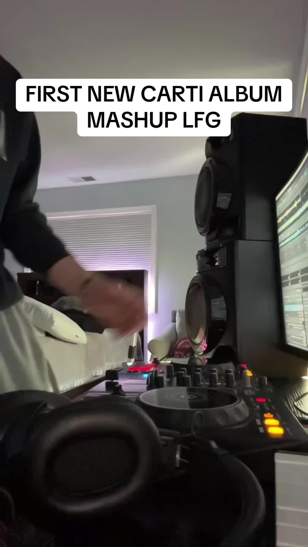 @dj4iv