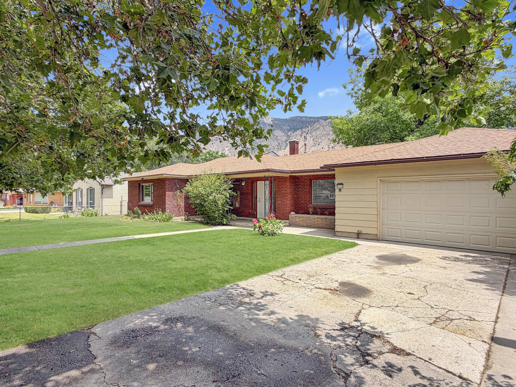 @Besst Realty Group