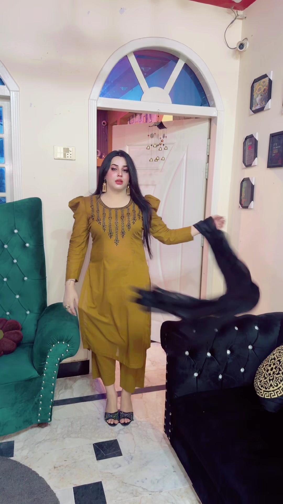 @👑cHaHaT QuEeN👑🧚🏻♀️