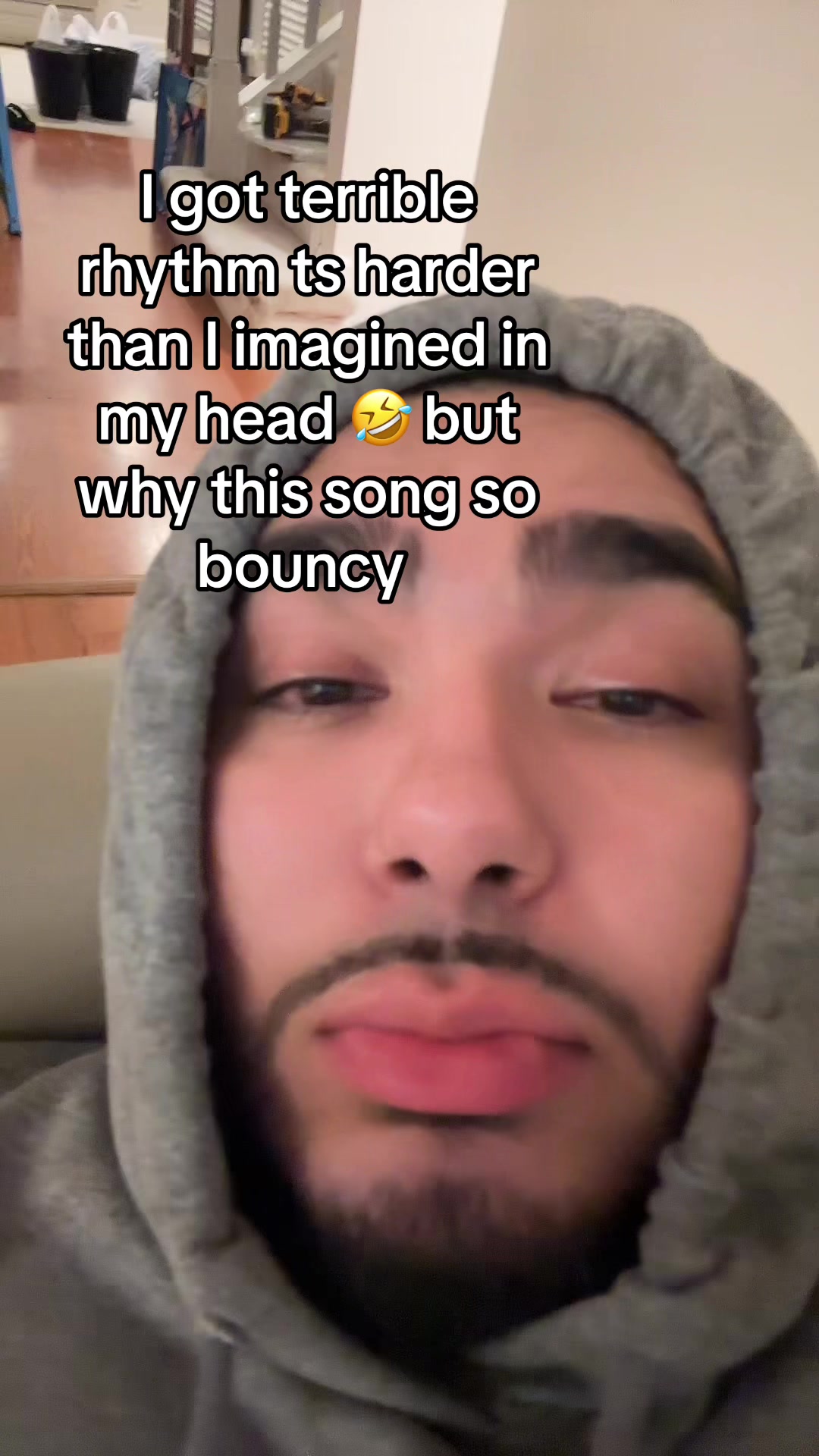@Kobeee_