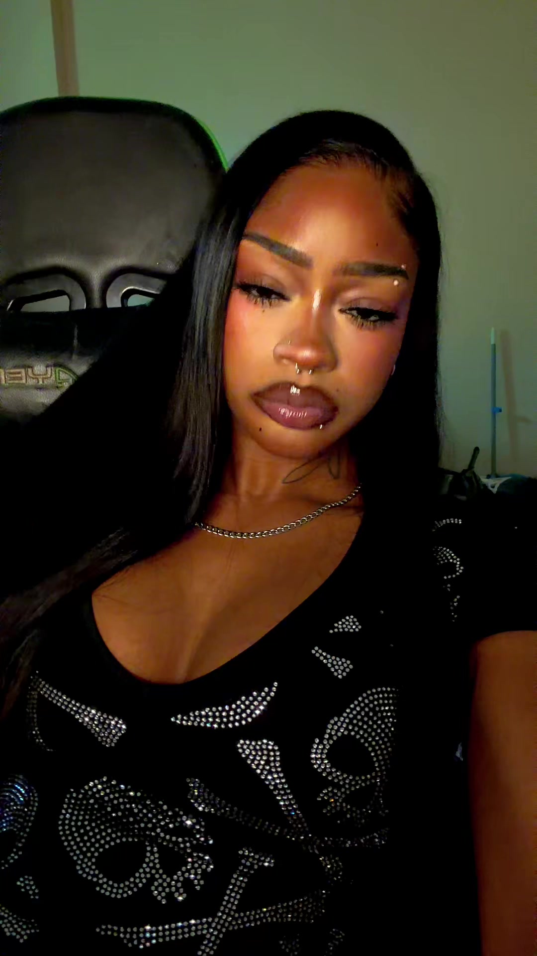 @himynamesunsirae