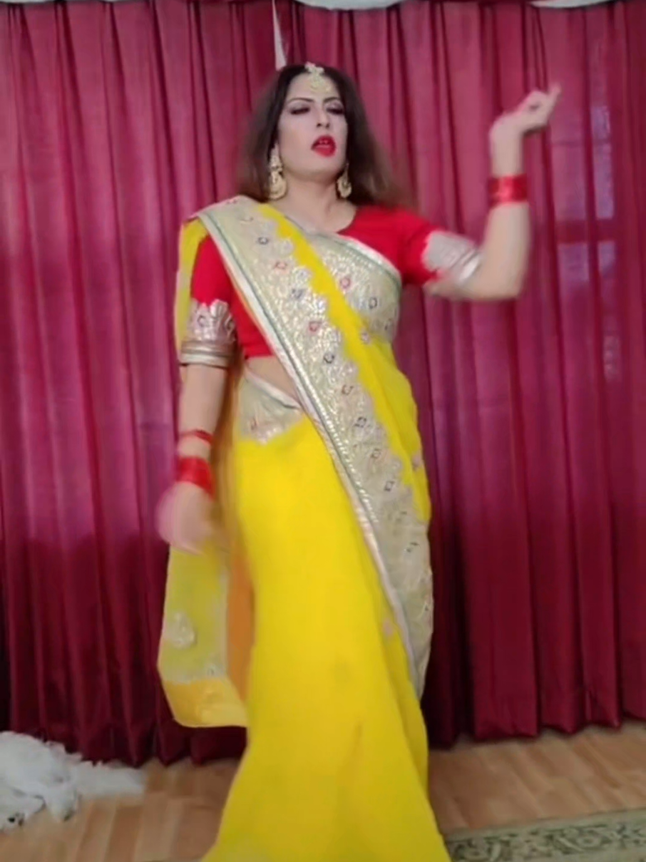 @Saaakshi