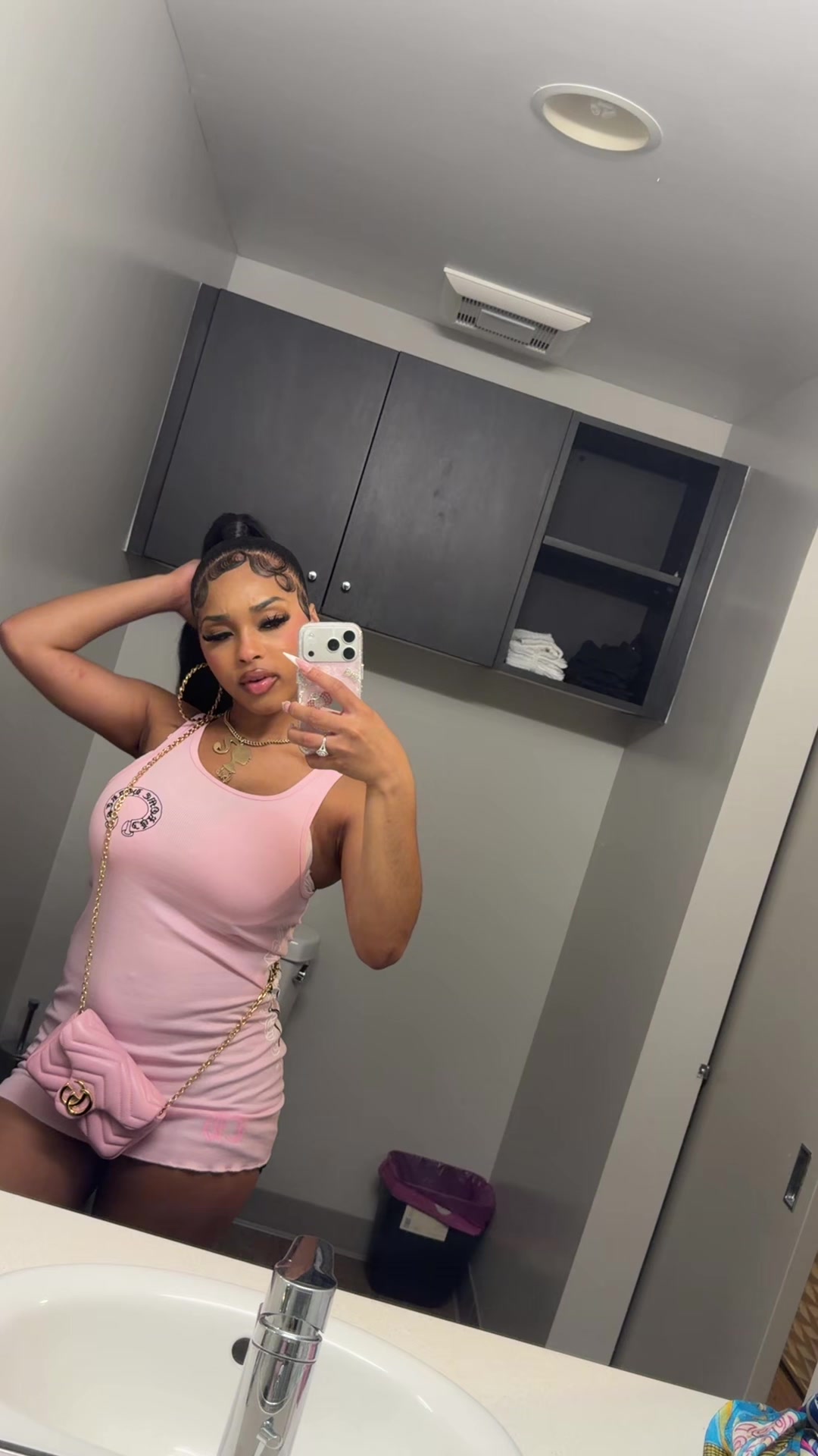 @Barbie 🦄