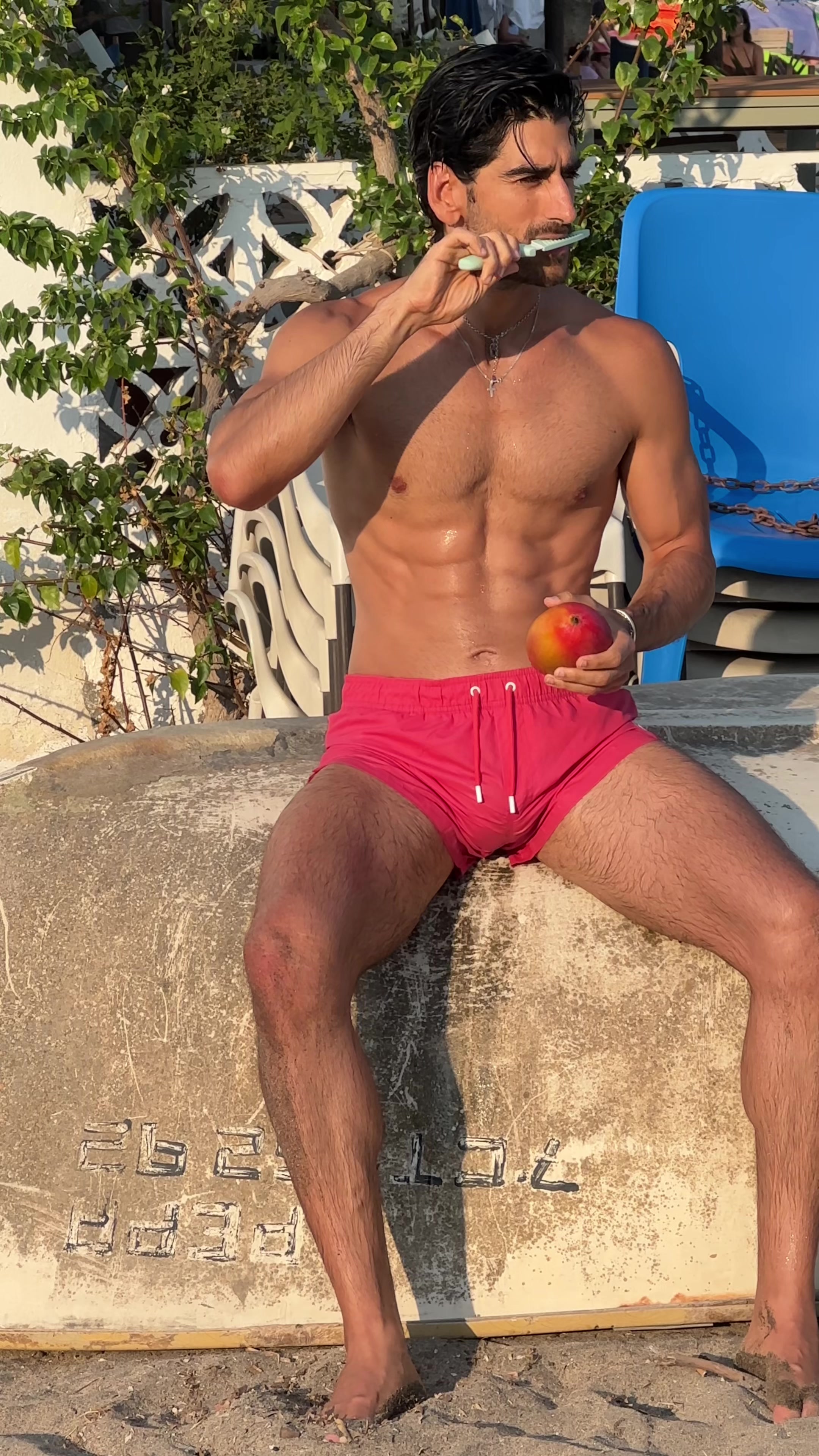 @andresleonardic_