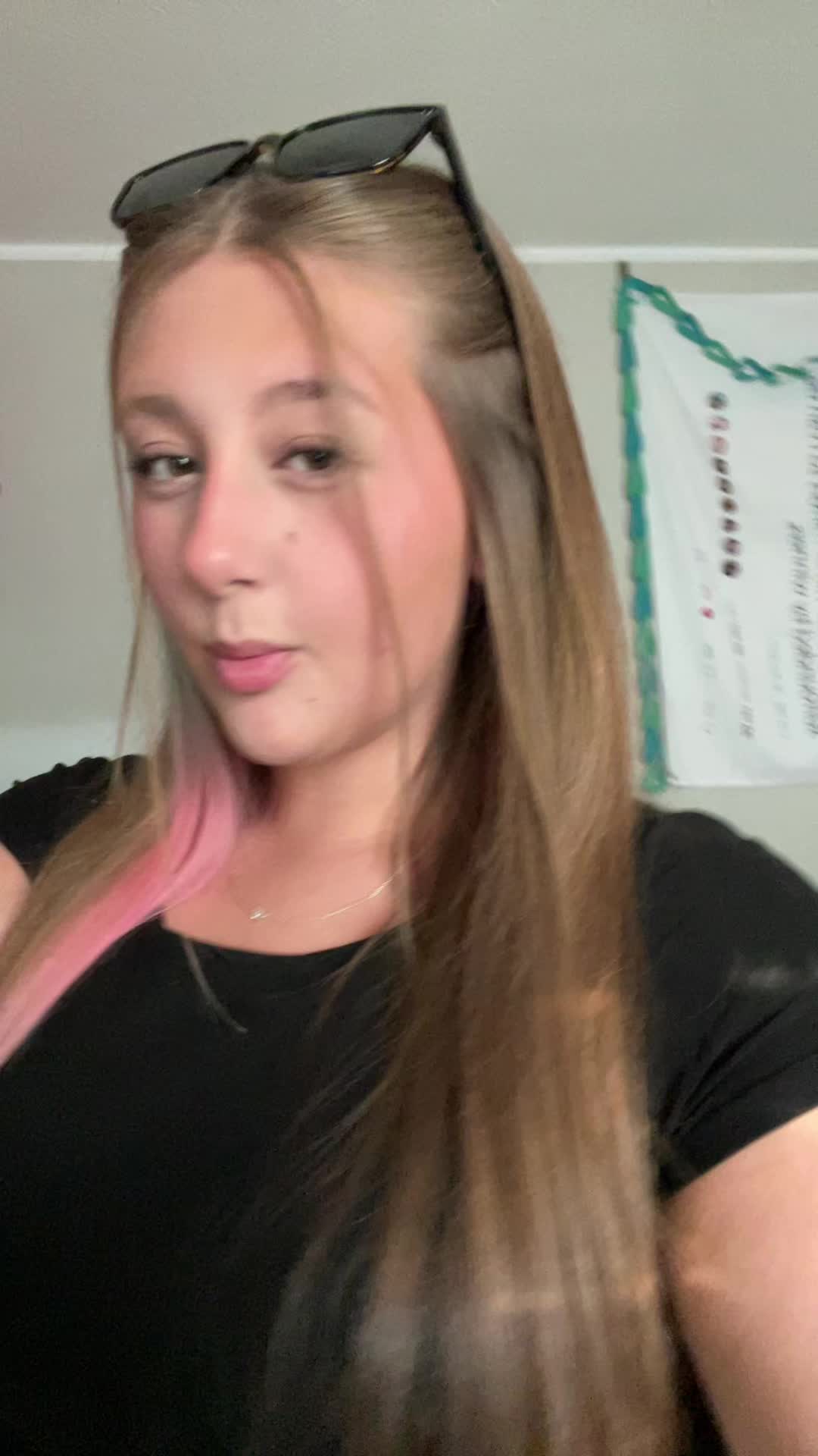 @🦄✨🌈