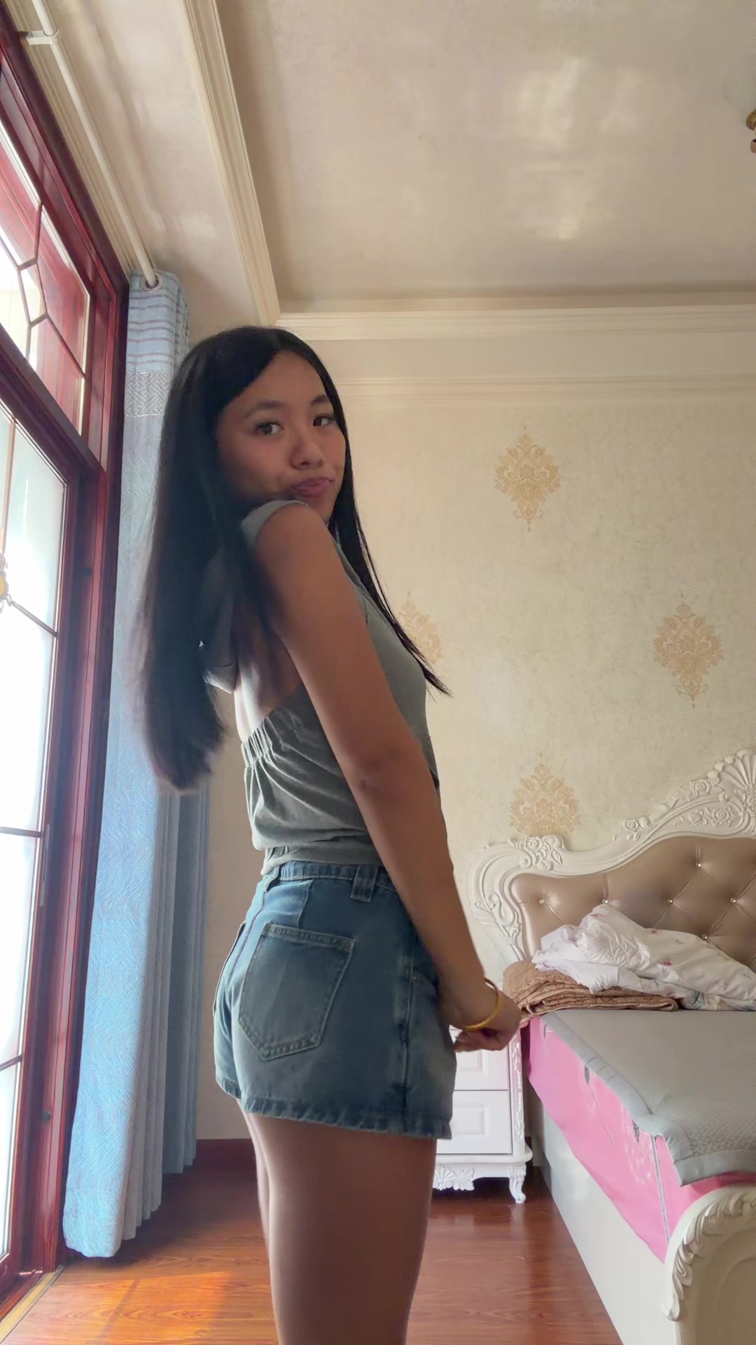 @certifiedasiangurl