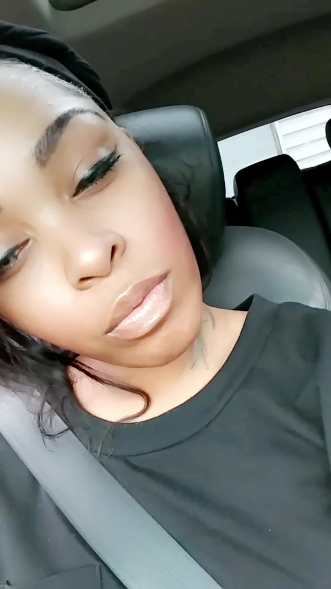 @RockyFlawsAndAll