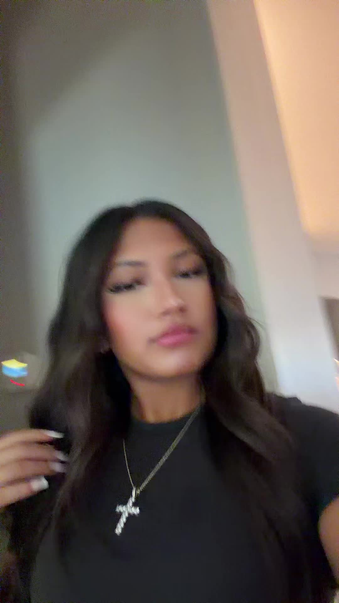 @yamila