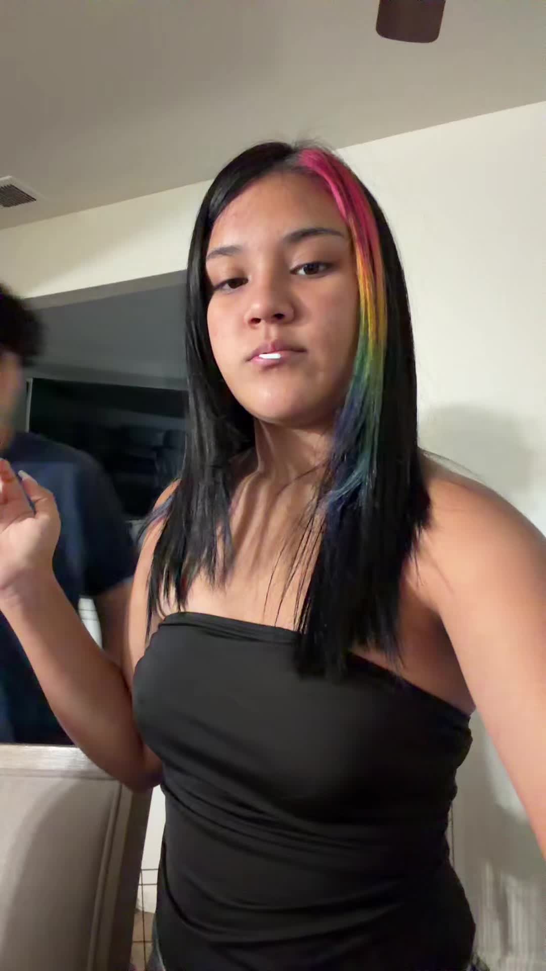 @pooping.unicornss
