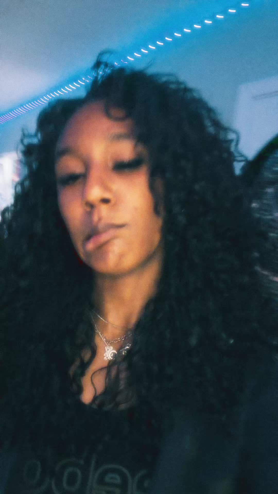 @?