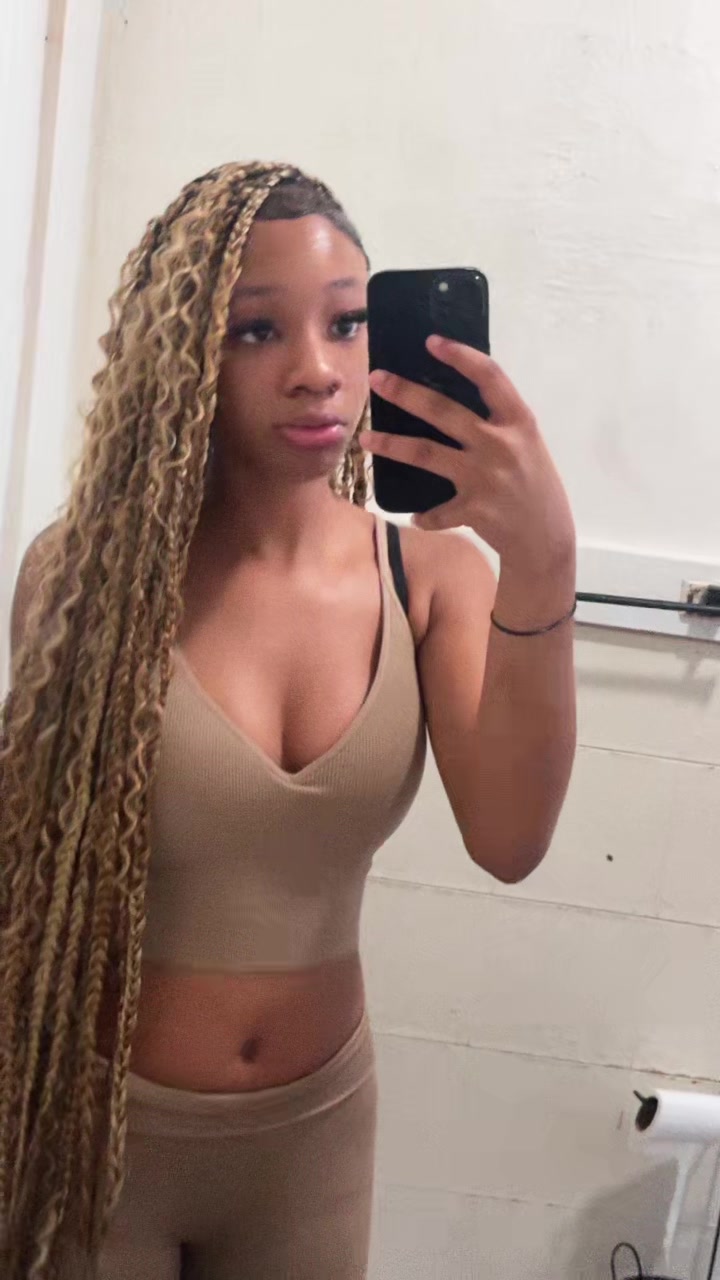 @Meya 🥴😍💋