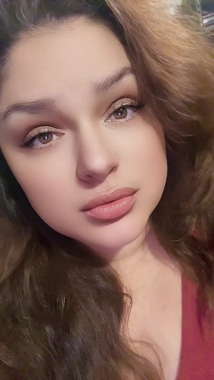 @AnGee_