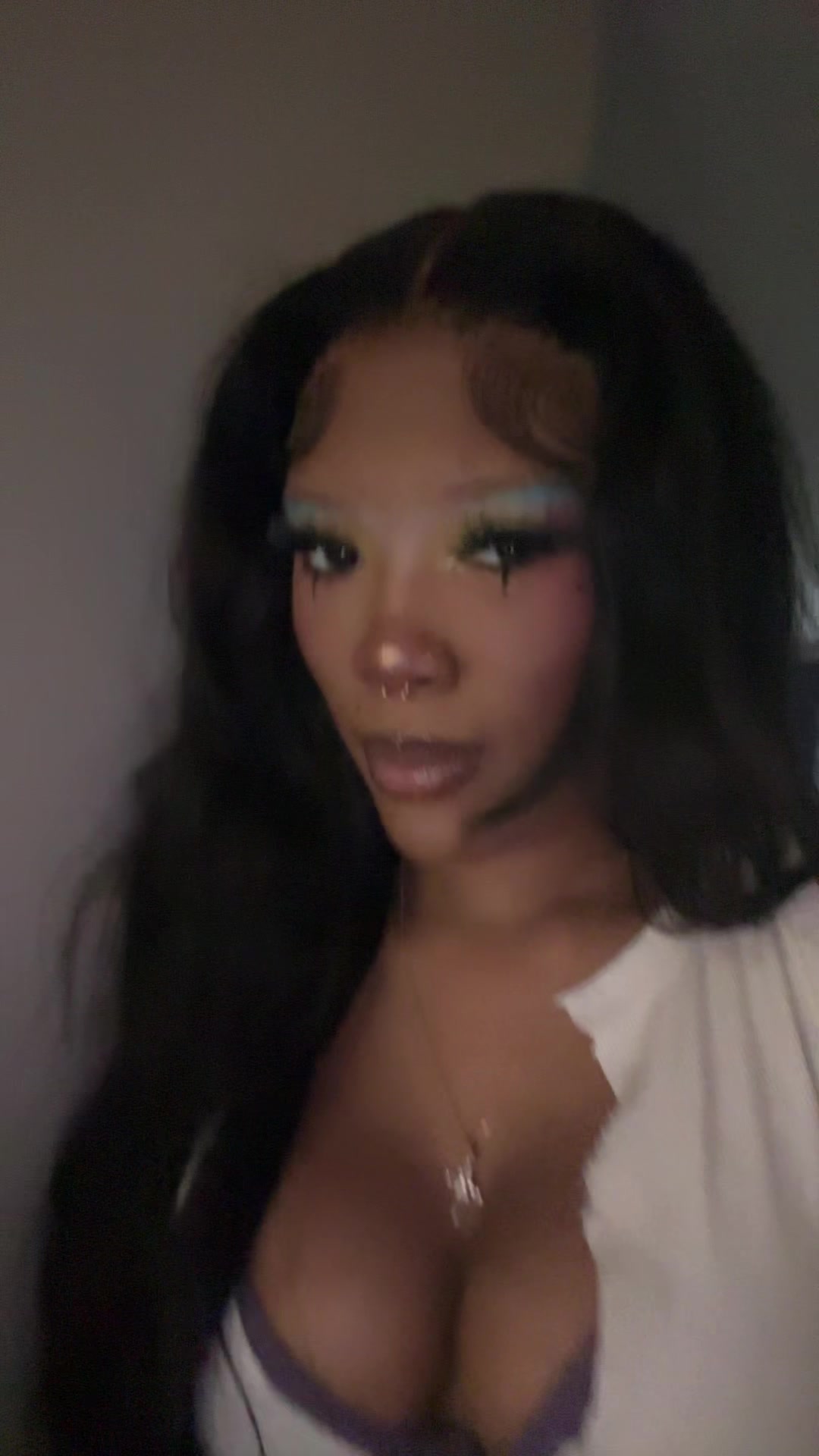 @<3