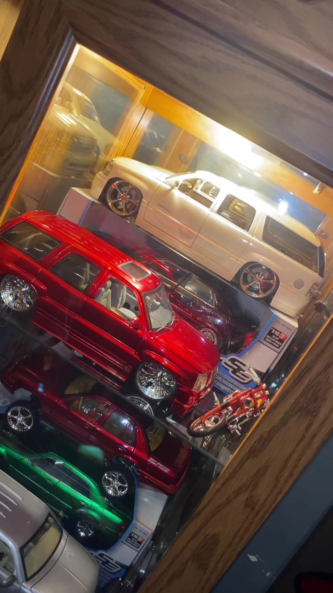 @El Rodriguez Toys 🦍