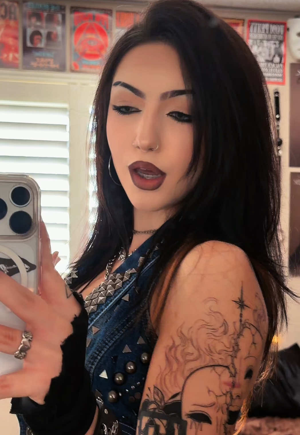@𝔪𝔞𝔦𝔩𝔢♡