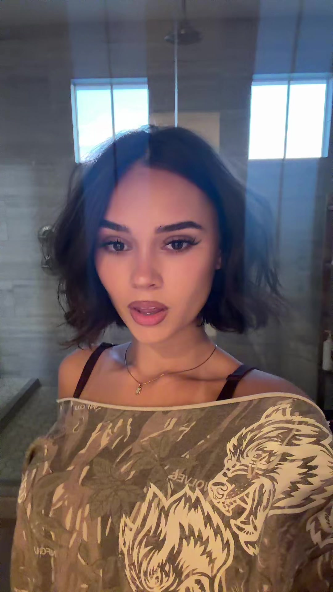 @avahsue