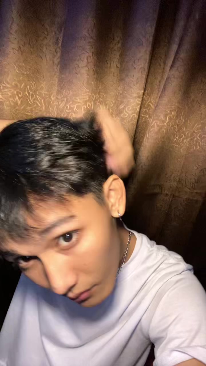@Azzz…